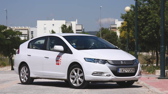 Το Honda Insight έχει κερδίσει την εμπιστοσύνη μας, με την αξιοπιστία του, τη χρηστικότητά του.